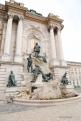 2025 0768 - (Budapest, Hongrie) Fontaine du Roi Mathias Corvin au Palais de Budavar