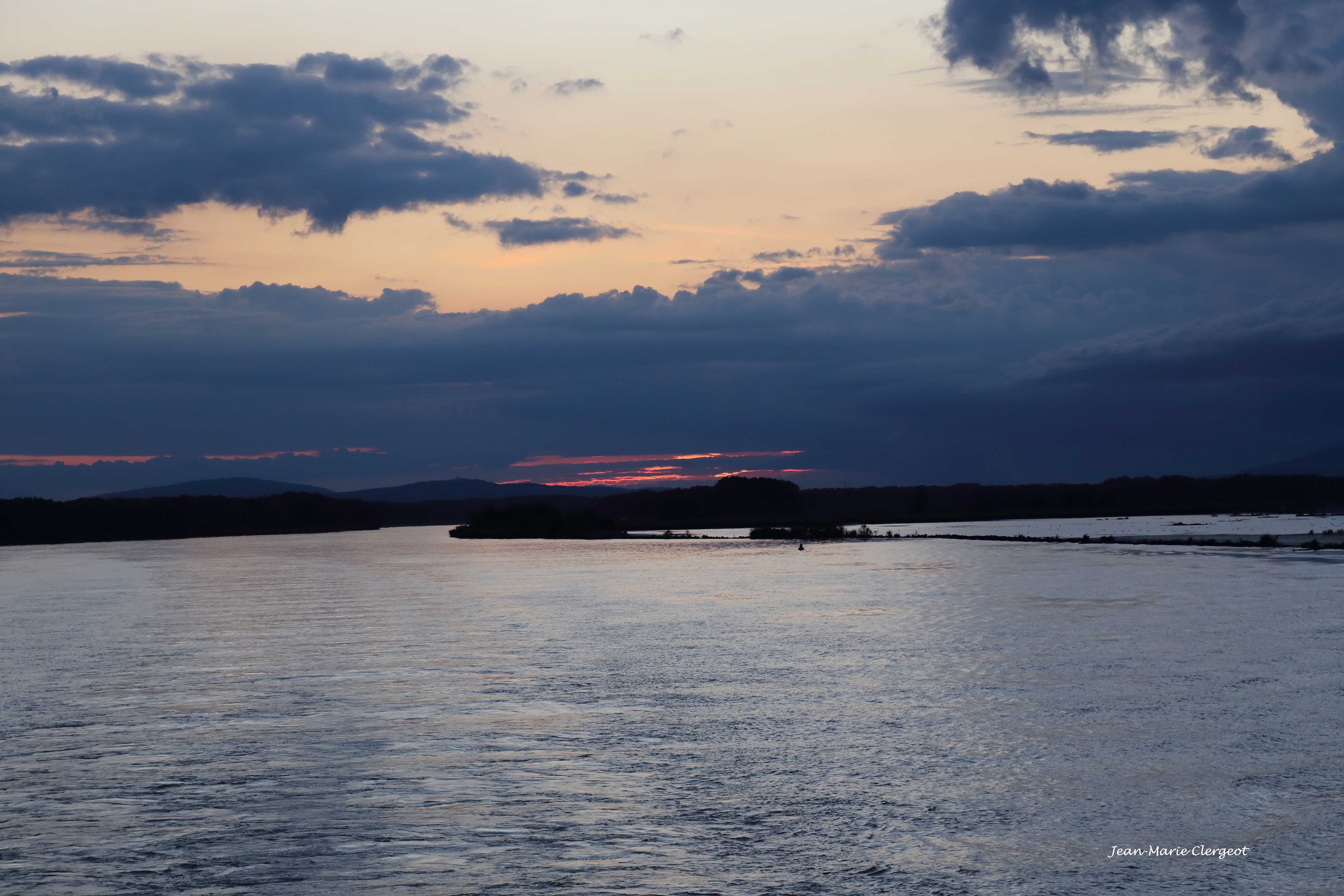 2025 0752 - (Slovaquie) Fin de jour sur le Danube